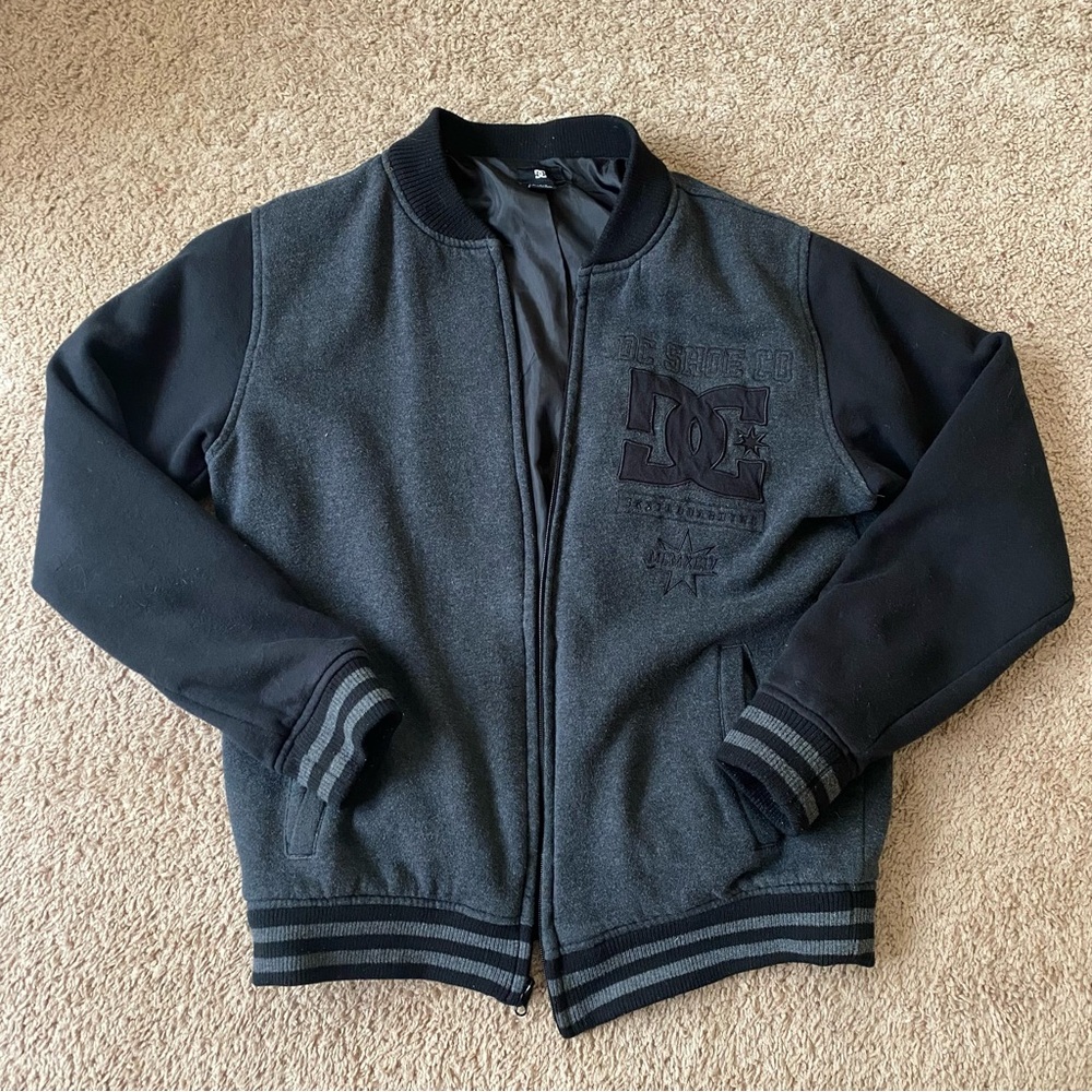 DC Mens Black and Gray Jacket